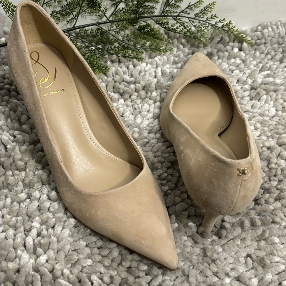 Sam Edelman Vienna Beige Suede Heels
